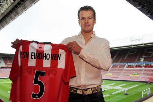 Carlo van Dam naar PSV